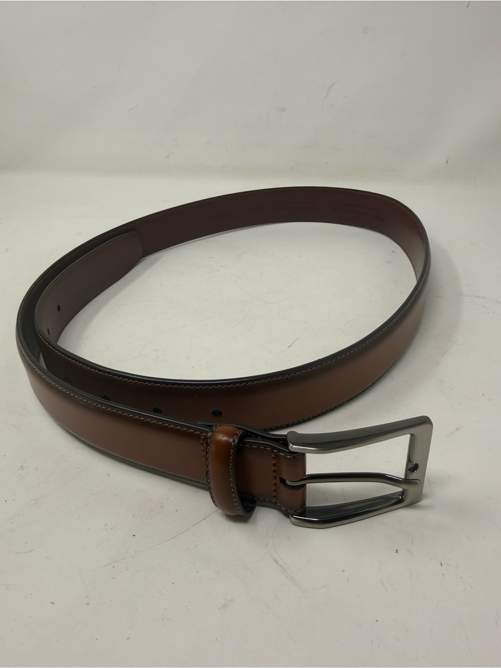 PERRY ELLIS Men’s Brown Leather Belt With Silver Tone Hardware Size 34